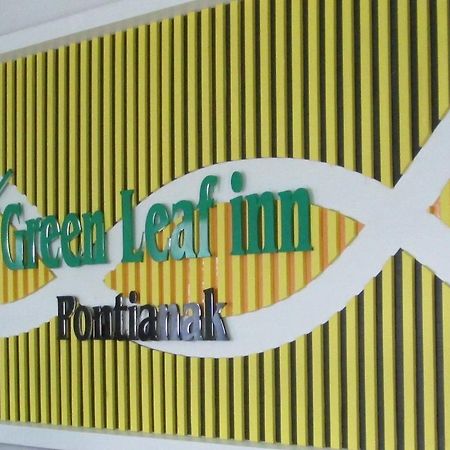 Green Leaf Inn Pontianak Exterior foto