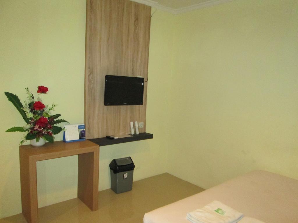 Green Leaf Inn Pontianak Cameră foto